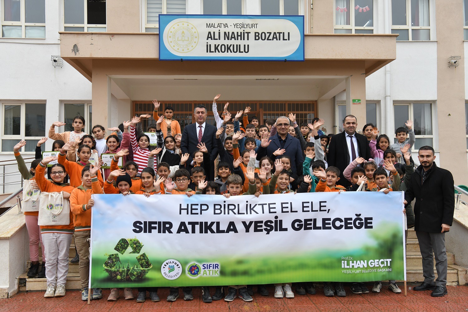 YESILYURT BELEDIYESI  ÇEVRE EGITIMLERİ YAYGINLAŞTIRDI